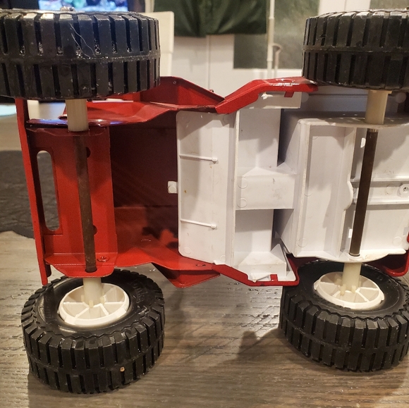 Vintage 1970’s Tonka Pressed Steel Red Big Wheel Dune Buggy Jeep 10x6 - Picture 7 of 10